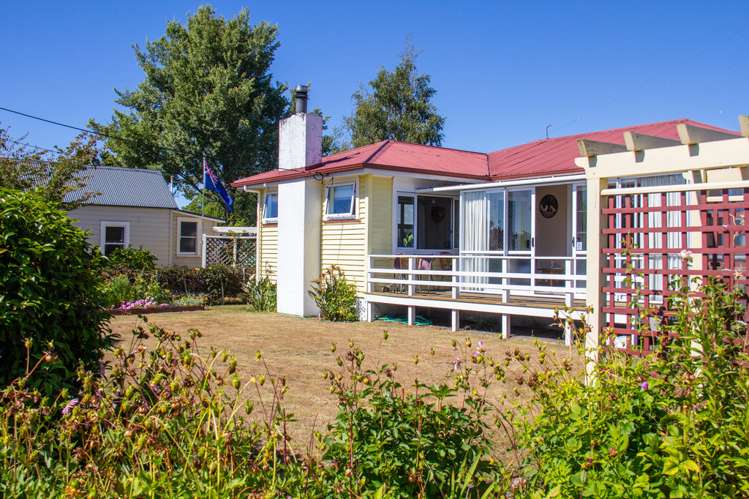 15 Vivian Street Solway_17