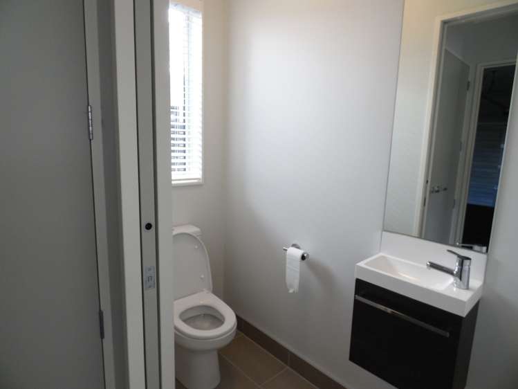 9 Liquidambar Drive Hobsonville_13