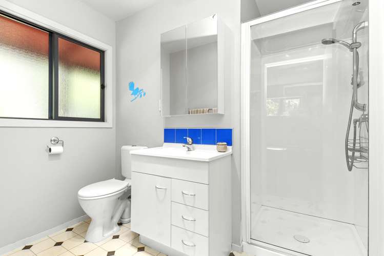 6 Lowry Heights Stokes Valley_9