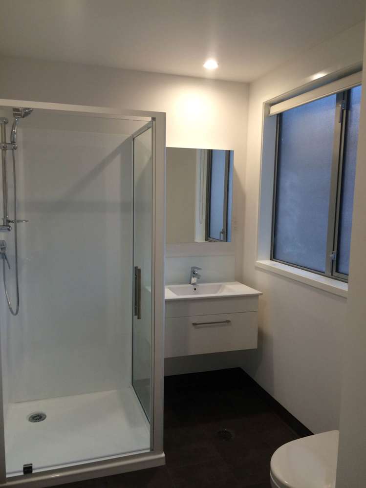 104d/160 Hobsonville Point Road Hobsonville_6