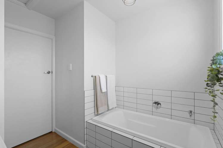 63 Ngaio Street Saint Martins_16