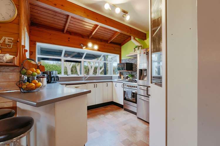 3 Baird Road Waiotahe_6