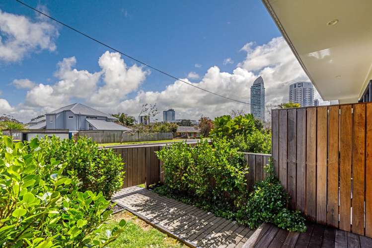 42-44 Byron Avenue Takapuna_34