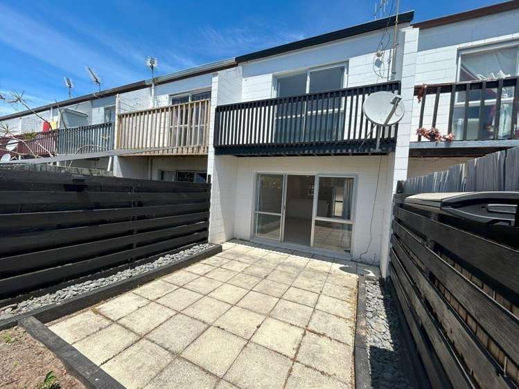 7/20 Miro Street 11229_20