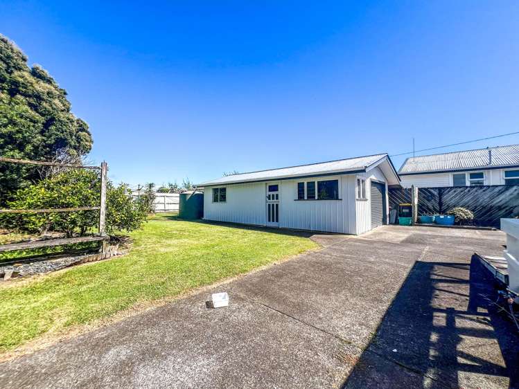 209 Kuranui Street Thames_28