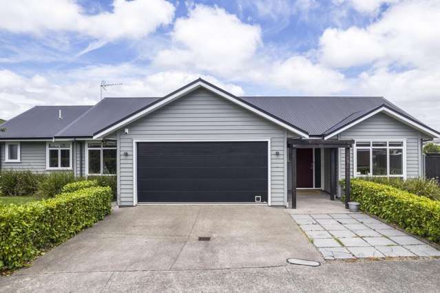 Single-Level Living in Karaka Lakes