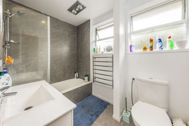 83 Arimu Road Papakura_13