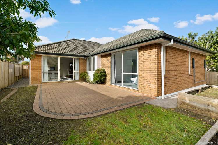 1/57 Whitford Road Botany Downs_8