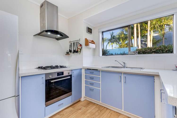 1/2 Orewa Street Torbay_8