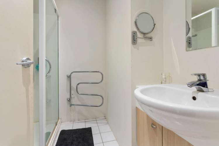 607/10 Ronayne Street City Centre_7