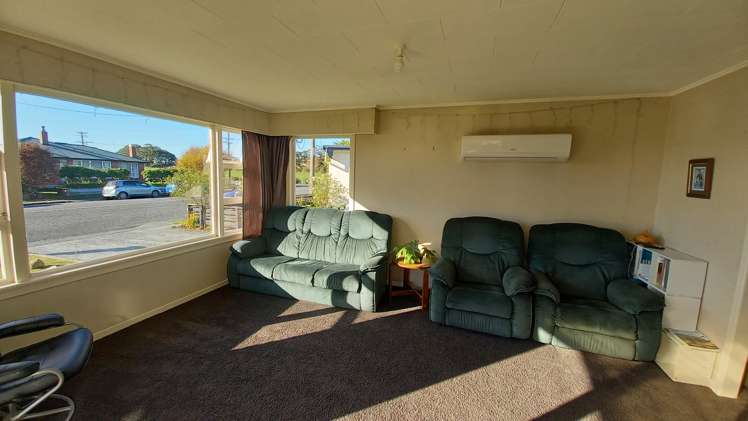 3 Carlyle Street Tuatapere_3