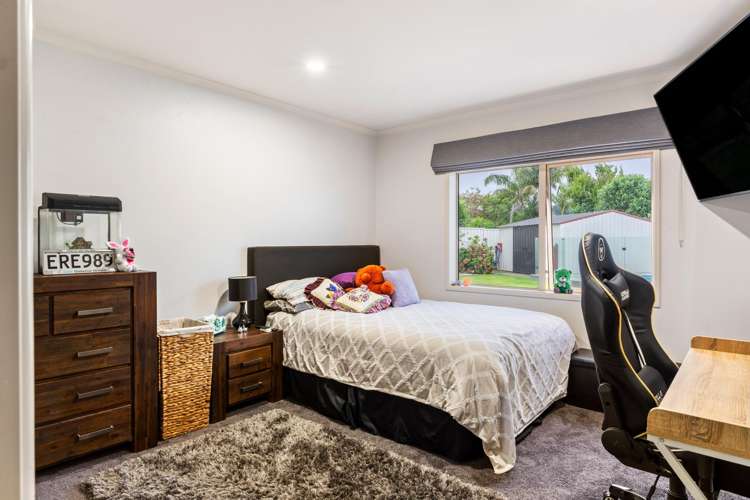 4 Claire Place Lytton West_13