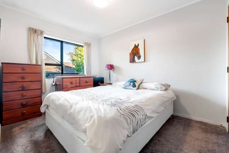 1/128 Botany Road_5
