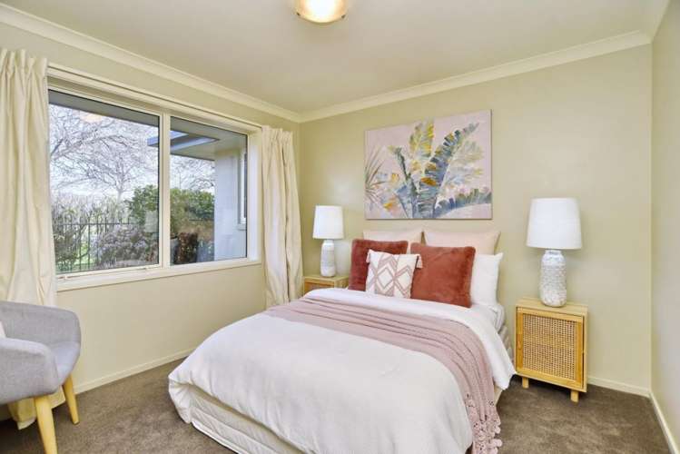 8 Ross Place Northwood_16