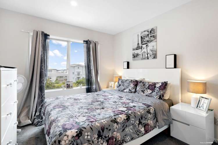 77 Joseph Street Flat Bush_6