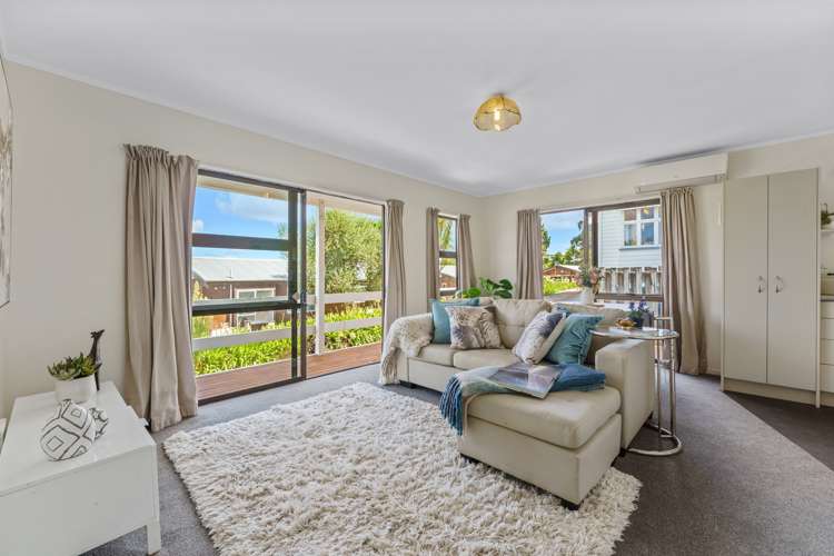 2/12 Carlton Road Pukekohe_4