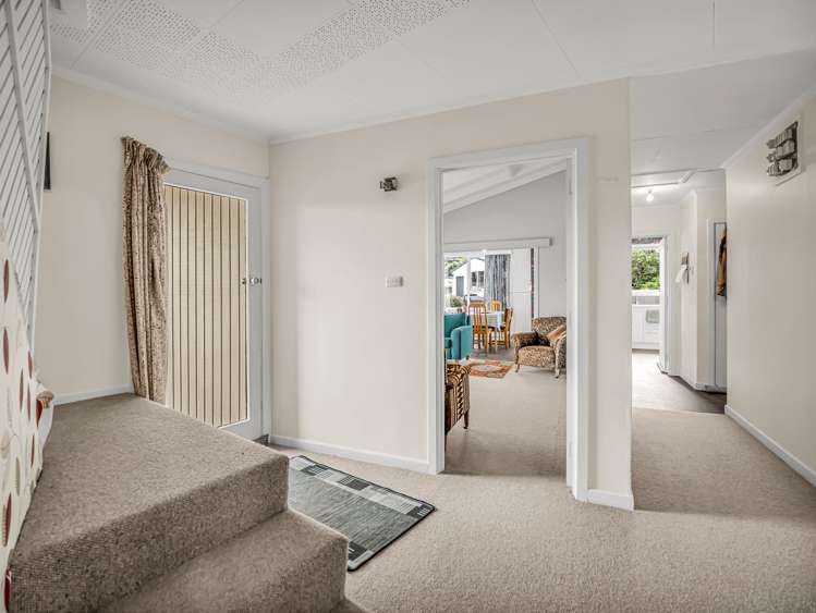 23 Royal Terrace Owaka_17