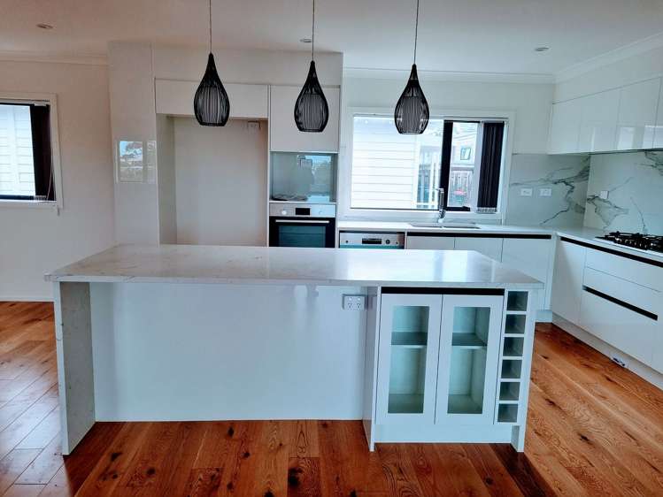 1/2 Marion Avenue Mount Roskill_13