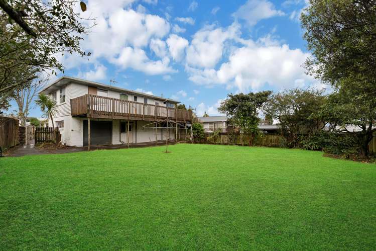 12 Ozich Avenue Te Atatu South_1