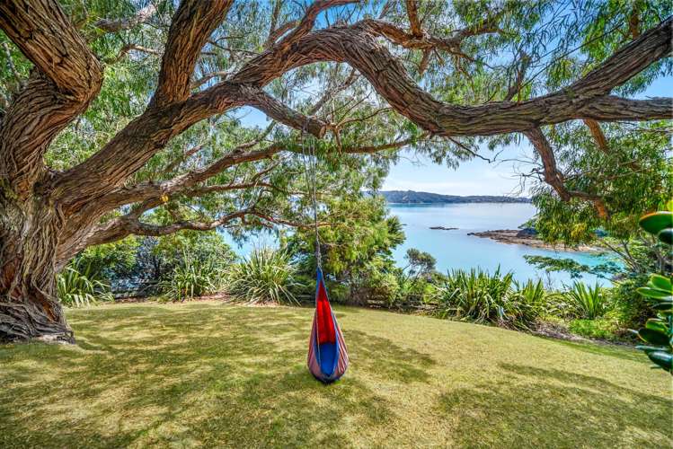 66 Kennedy Point Road Waiheke Island_47