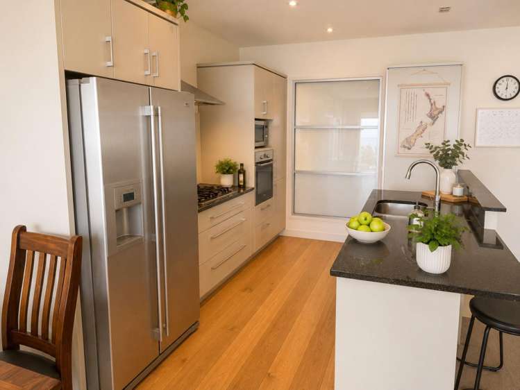 2/4 Buller Street New Plymouth_6