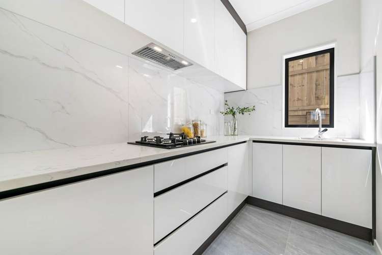 19 Meadowridge Drive Flat Bush_4