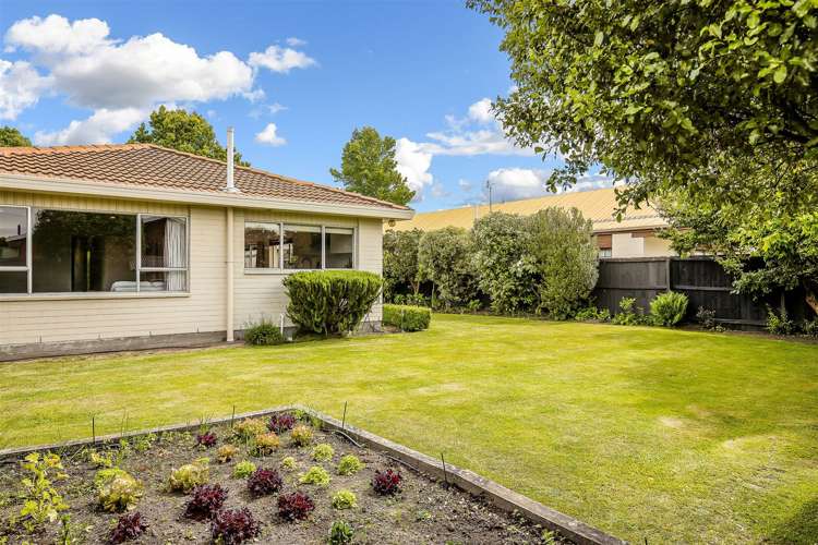 12 Lodge Place Ilam_12