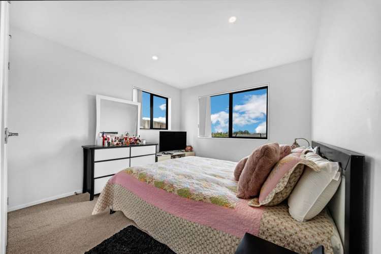 12/60 Kelman Road Kelston_18