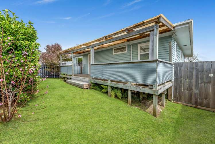 18 Shelly Bay Road Beachlands_25