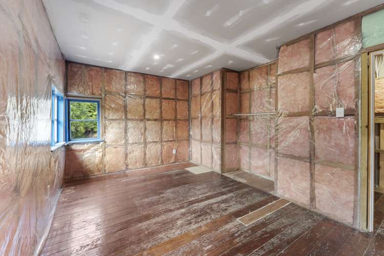 84 Wyndham Road Pinehaven_11