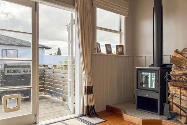 2/8 Hinemoa Avenue Taupo_2