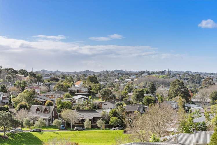 1/14 Greenridge Court Glenfield_3