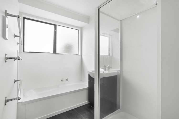 208 Solar Road Glen Eden_7