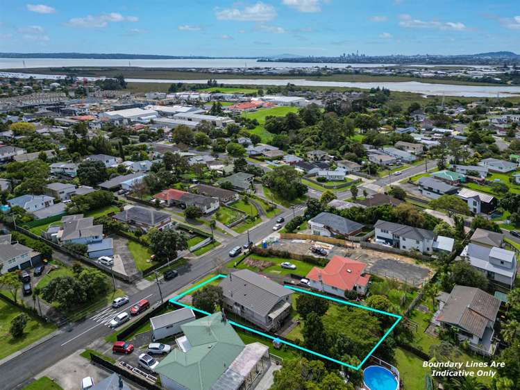 17 Divich Avenue Te Atatu South_12