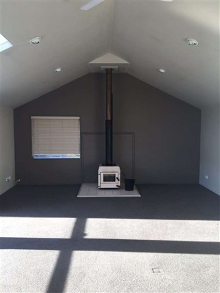 598 Peninsula Road Kelvin Heights_4