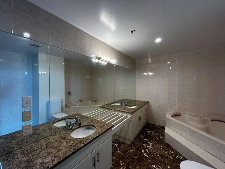 10B/2 Marine Parade 11229_12