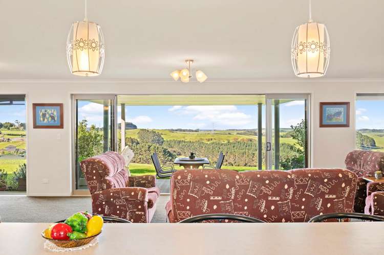 1518 Old North Road Helensville_8