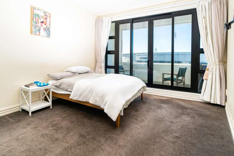 10/125 Thorndon Quay Pipitea_9