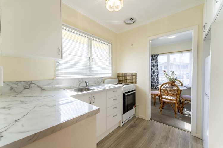 2/75 Ranui Avenue Waimataitai_4