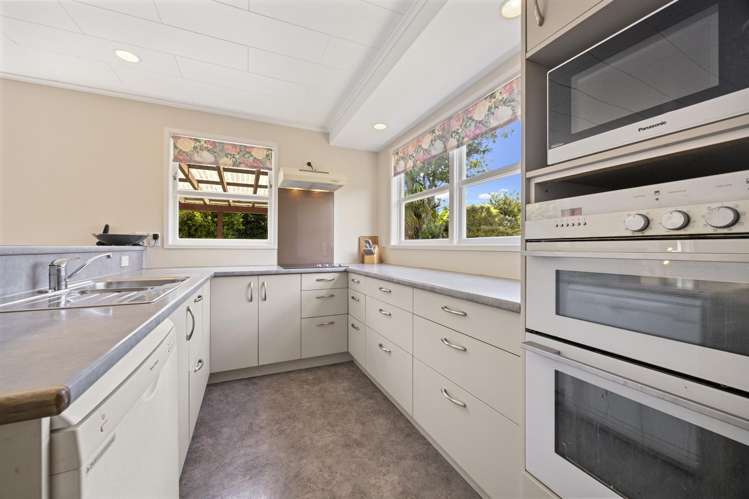 38 Chatsworth Crescent Pakuranga Heights_15