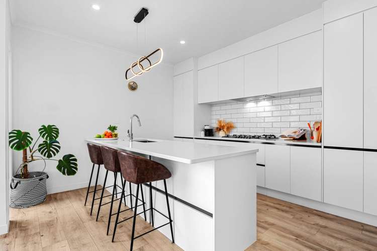 562d Beach Road Rothesay Bay_7