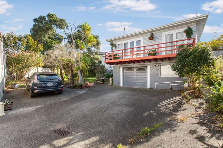 18 Quona Avenue Mount Roskill_16