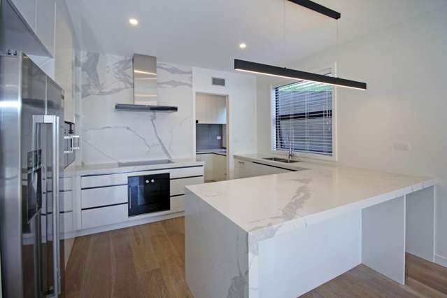 21 Momona Road Greenlane_4