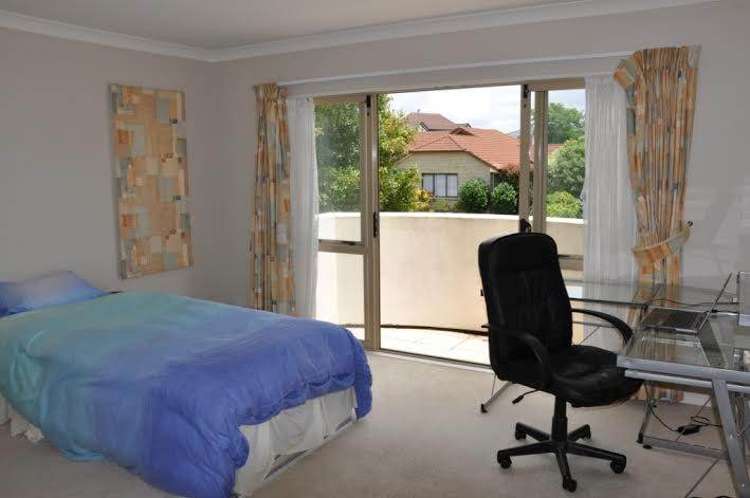 25 Oliver Road Eastern Beach_15