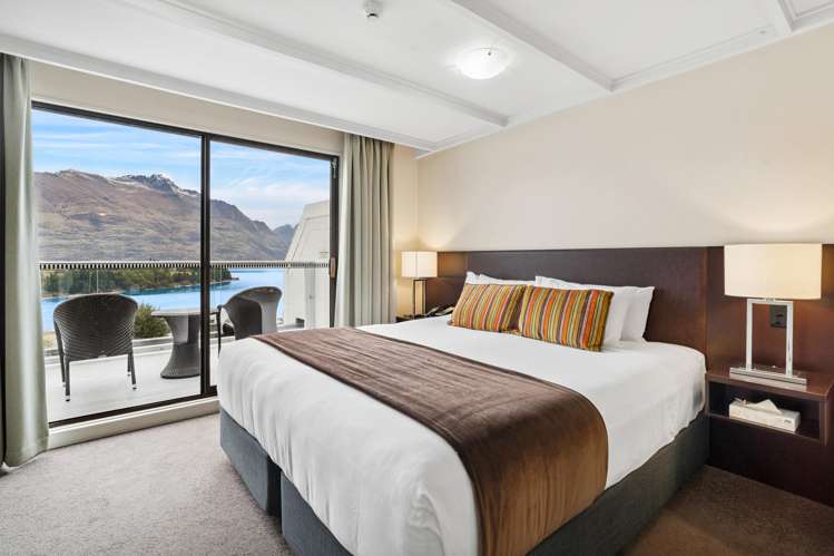 Unit 480 Copthorne Lakeview, 88 Frankton Road_1