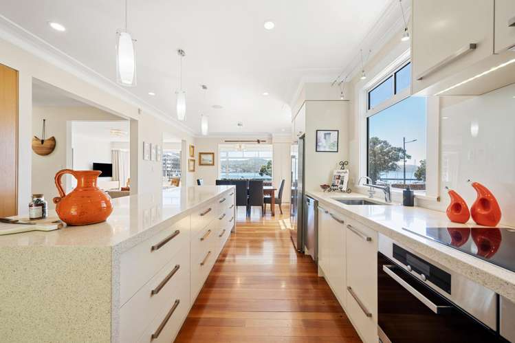 90 Oriental Parade Oriental Bay_6