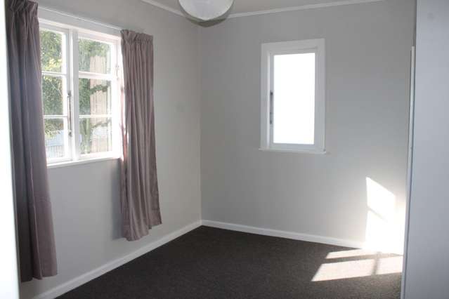 928 Cobham Street 10495_3