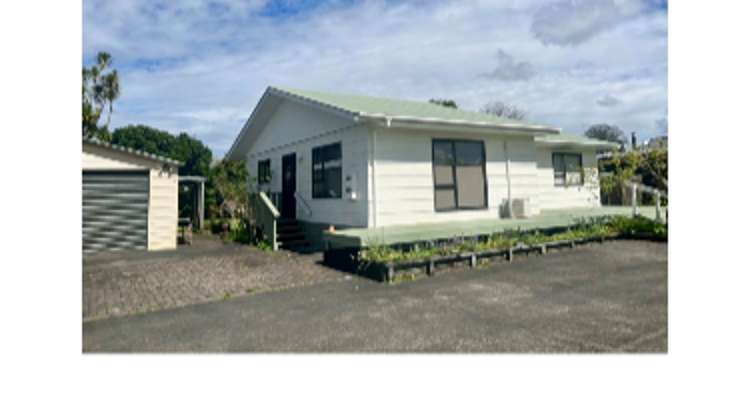 30 Hone Heke Road_0