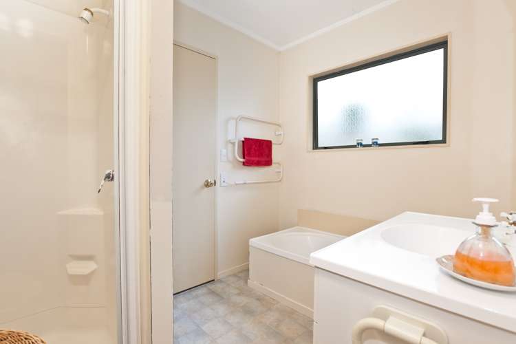 62a Glen Road Ranui_10