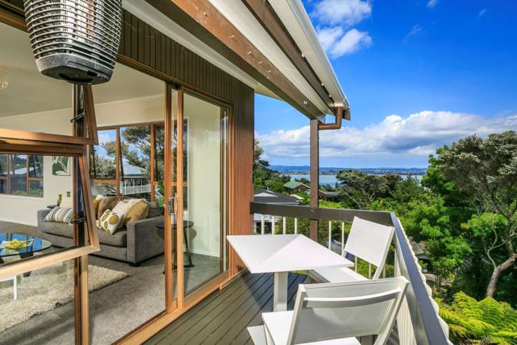 7 Pluto Place Beach Haven_5